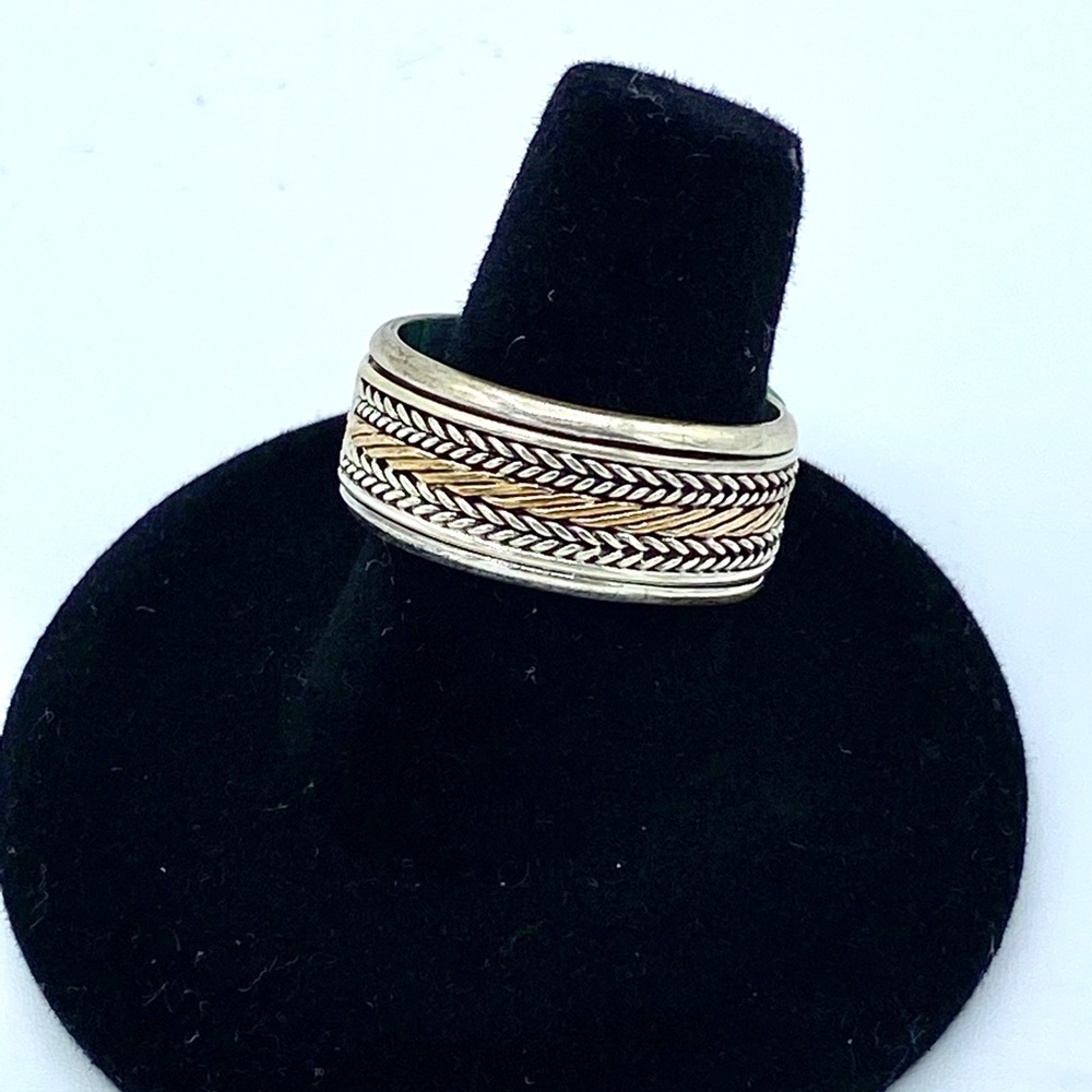 Sterling silver spinner ring